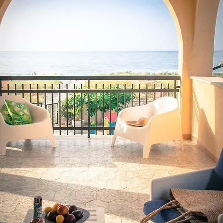 Maresole - Direttamente Sul Mare Ferienhaus